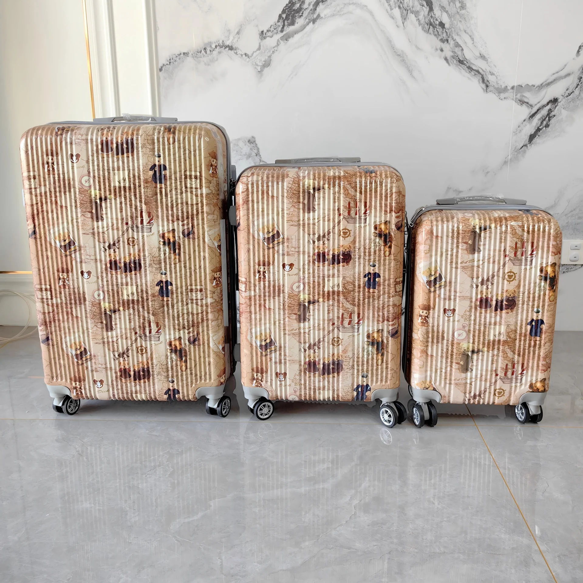 Color Voyage Map ABS+PC Printed Luggage Set detail 3
