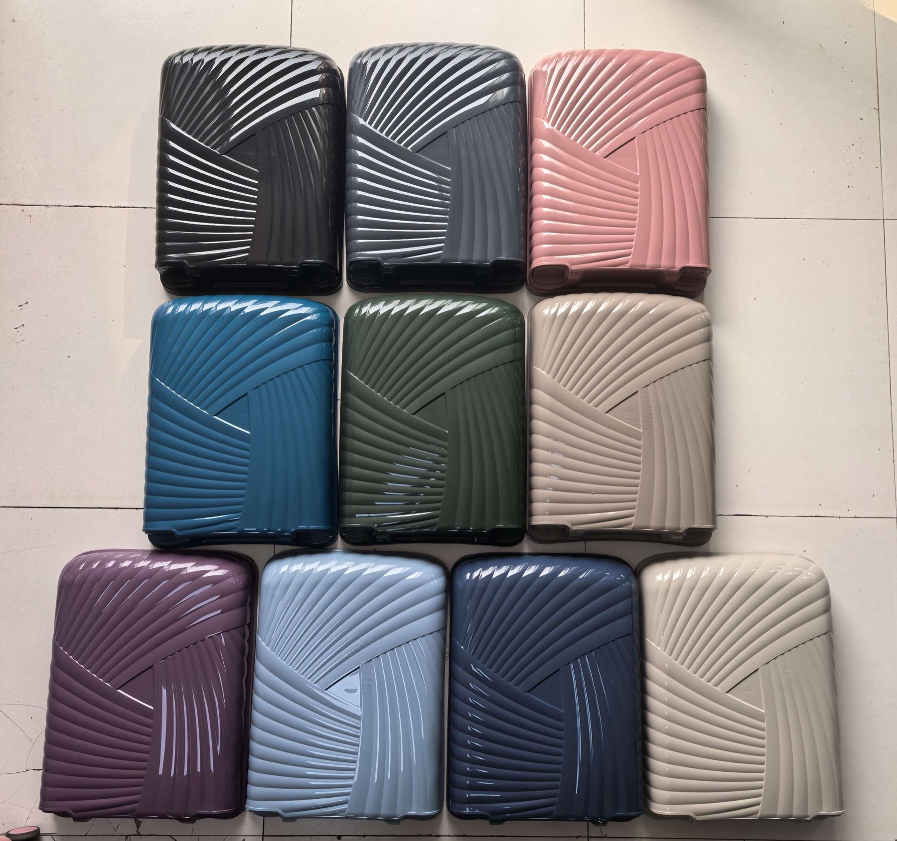 Color AirGlide PP Anti-Burst Zipper Luggage Set color chart