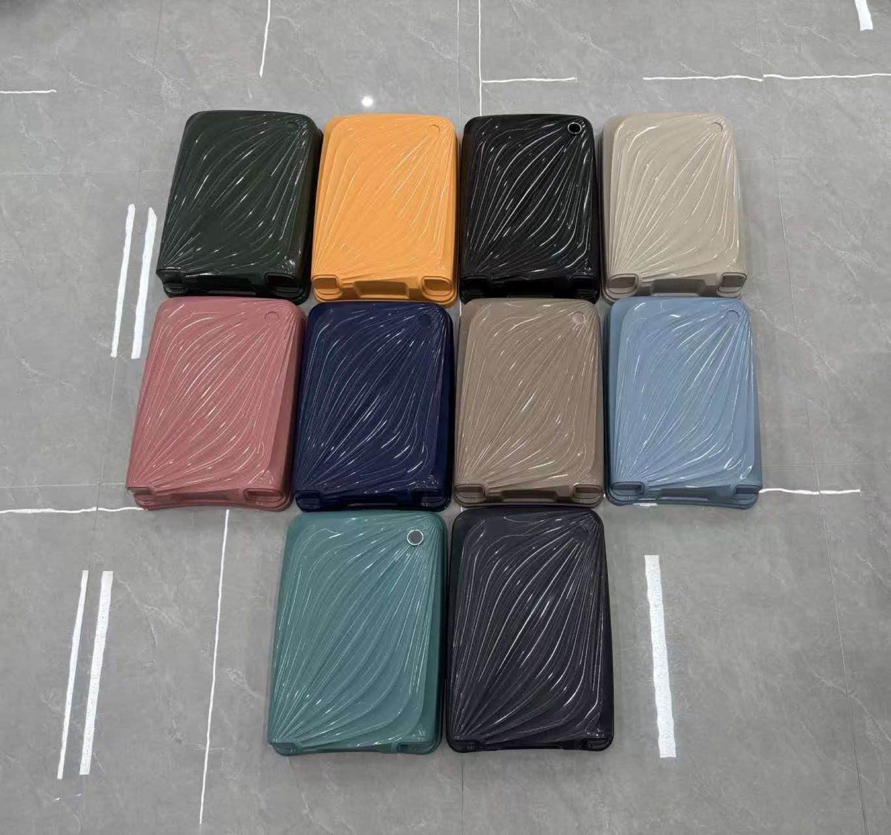 Color FlowShell PP Luggage Set color chart
